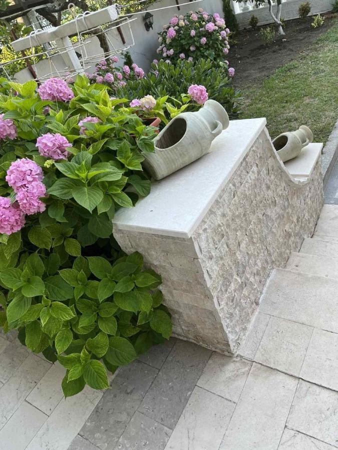 Studio Rooms Moncherie Ulcinj Luaran gambar