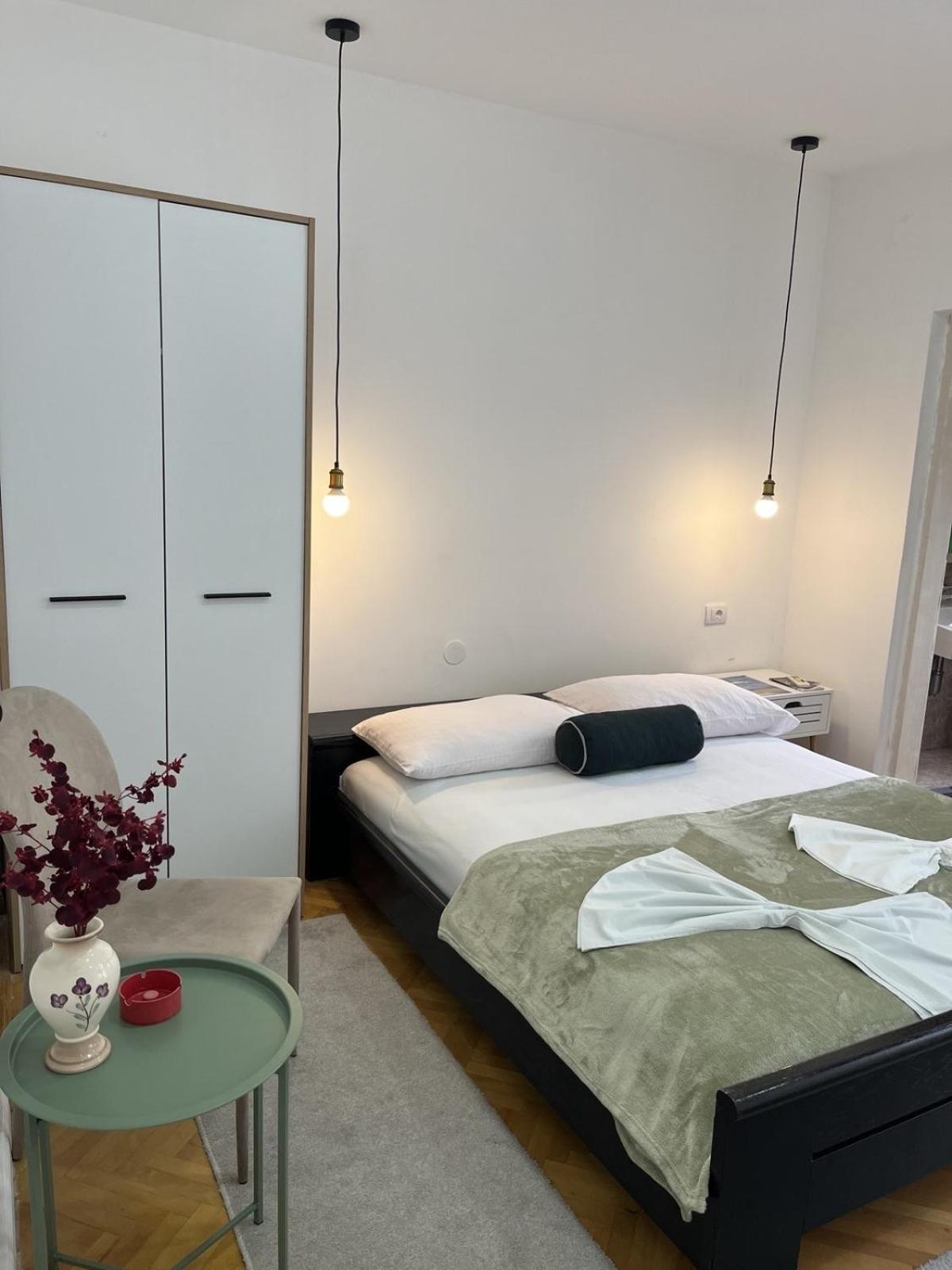 Studio Rooms Moncherie Ulcinj Luaran gambar