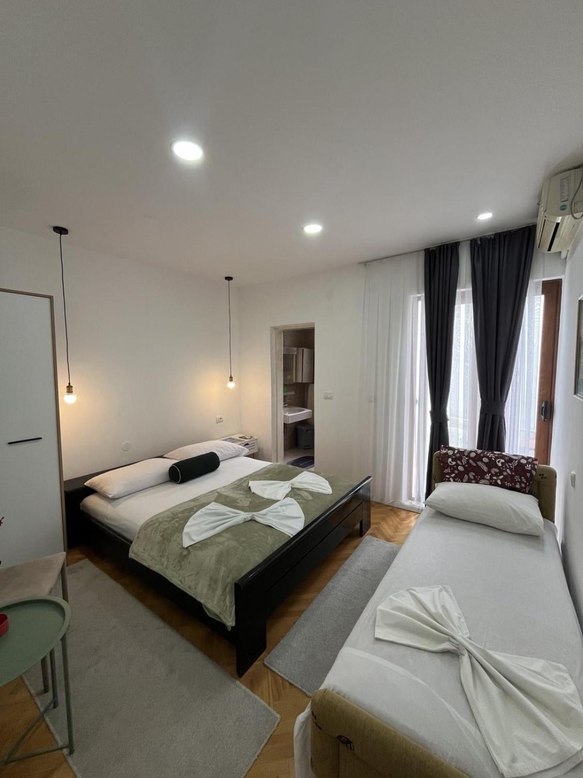 Studio Rooms Moncherie Ulcinj Luaran gambar